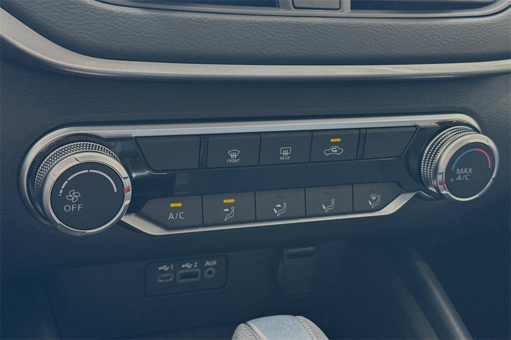 new 2025 Nissan Altima car