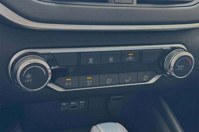 new 2025 Nissan Altima car