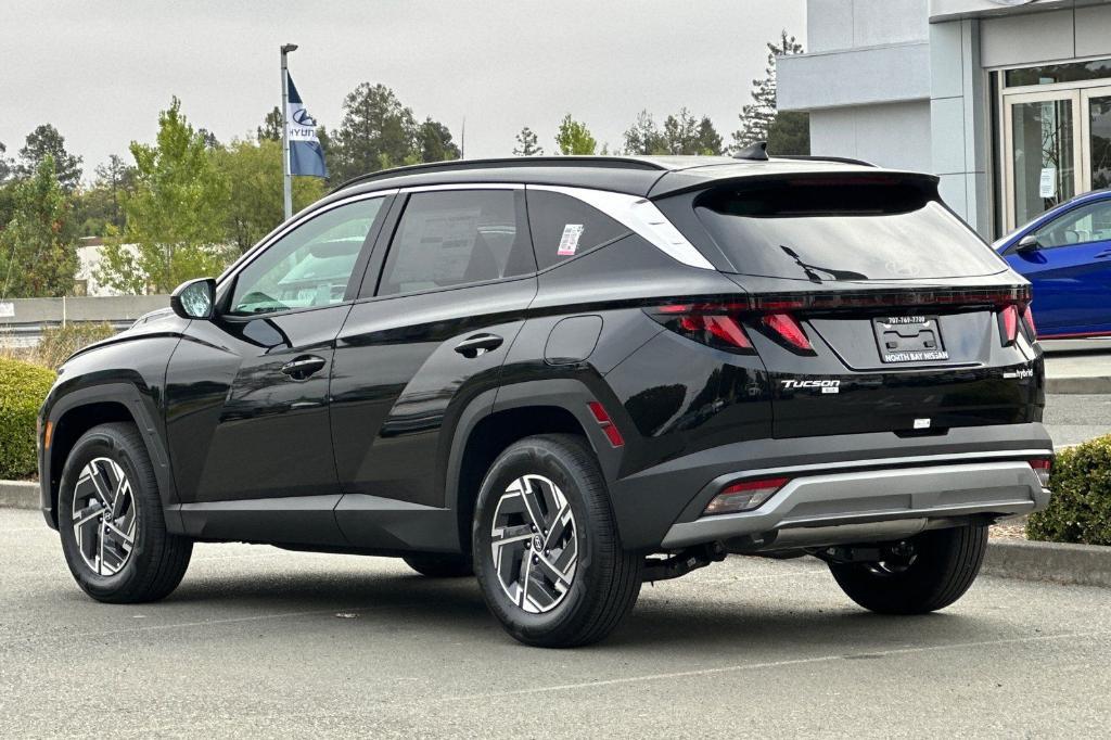 new 2025 Hyundai TUCSON Hybrid car, priced at $35,200