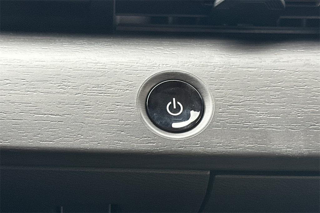 new 2025 Nissan ARIYA car