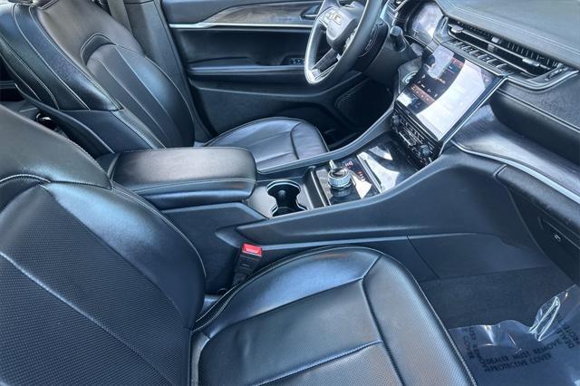 used 2024 Jeep Grand Cherokee L car, priced at $39,990