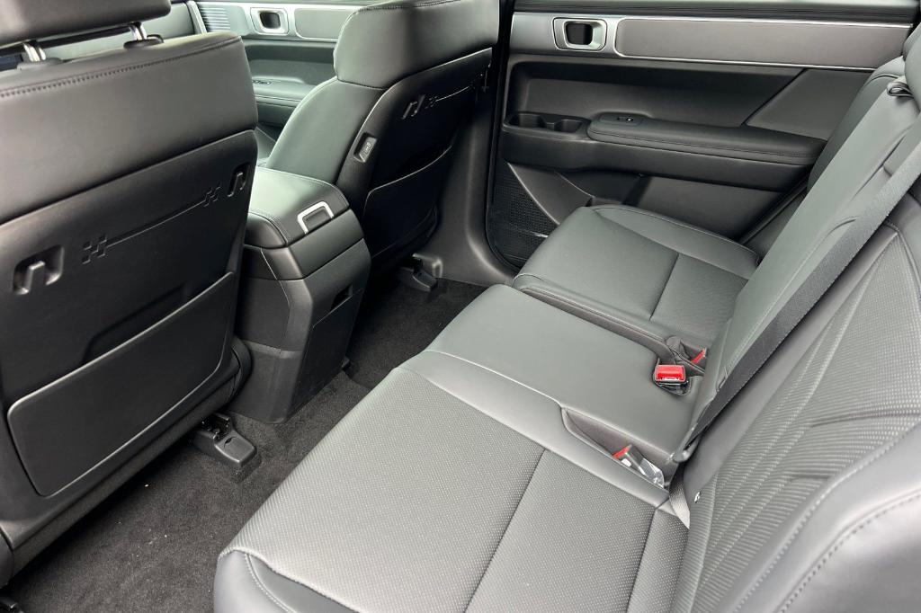 new 2025 Hyundai Santa Fe car, priced at $39,139