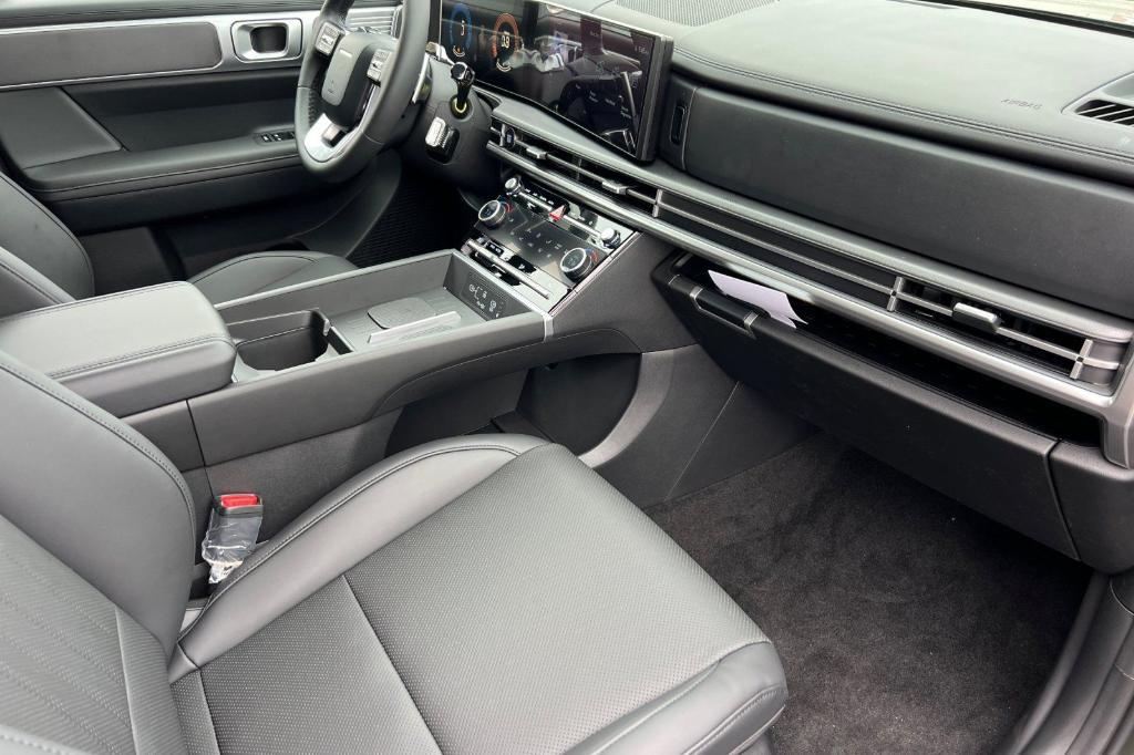 new 2025 Hyundai Santa Fe car, priced at $39,139