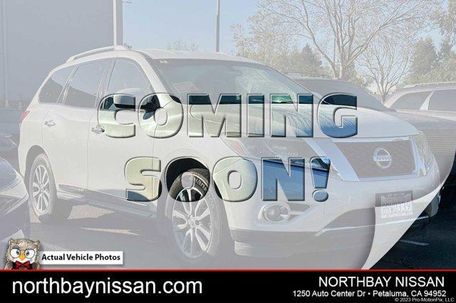 used 2016 Nissan Pathfinder car, priced at $13,990