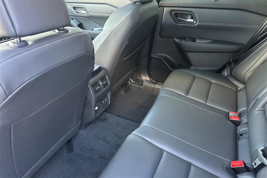 new 2025 Nissan Rogue car, priced at $39,502