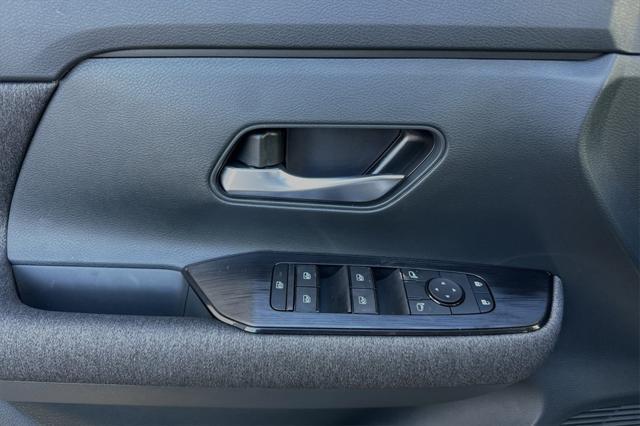new 2025 Nissan Kicks car, priced at $24,843