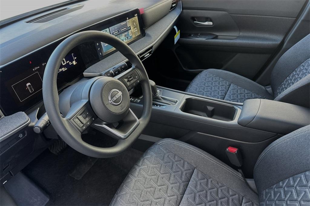 new 2025 Nissan Kicks car, priced at $25,343