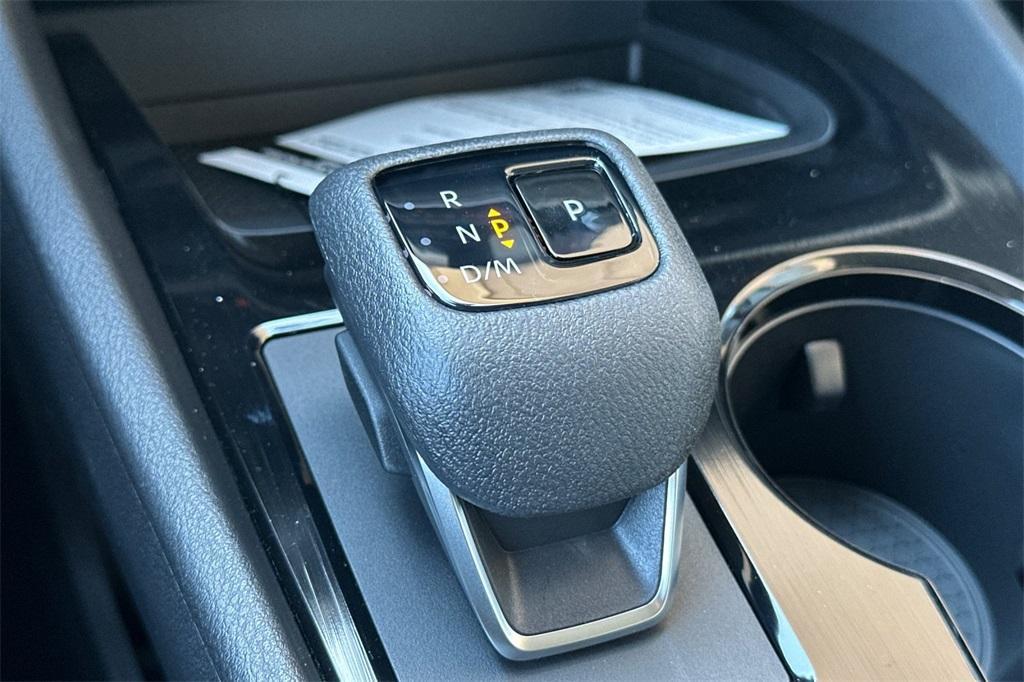 new 2025 Nissan Rogue car