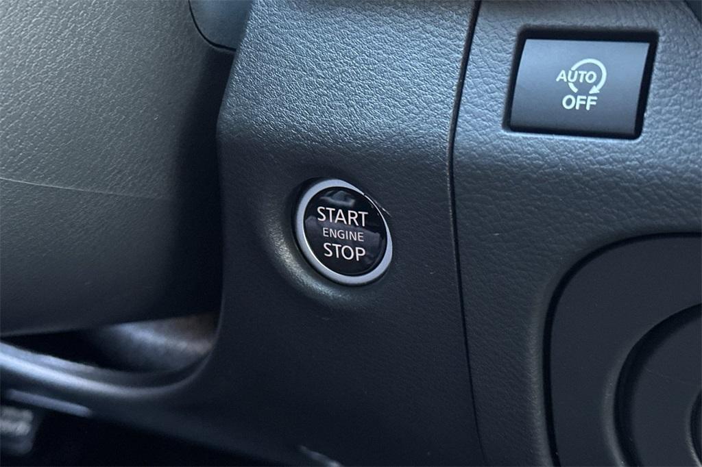 new 2025 Nissan Frontier car, priced at $36,288