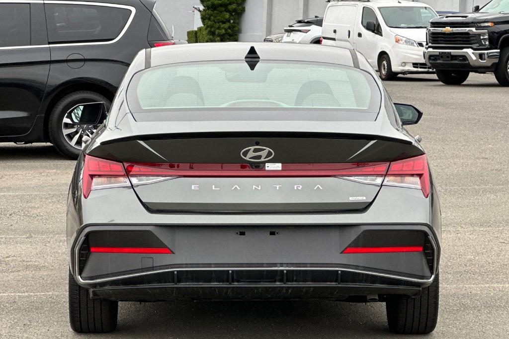 new 2025 Hyundai ELANTRA HEV car, priced at $28,910