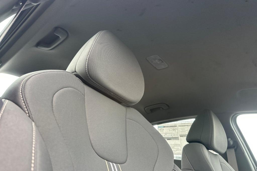 new 2025 Hyundai ELANTRA HEV car, priced at $28,910