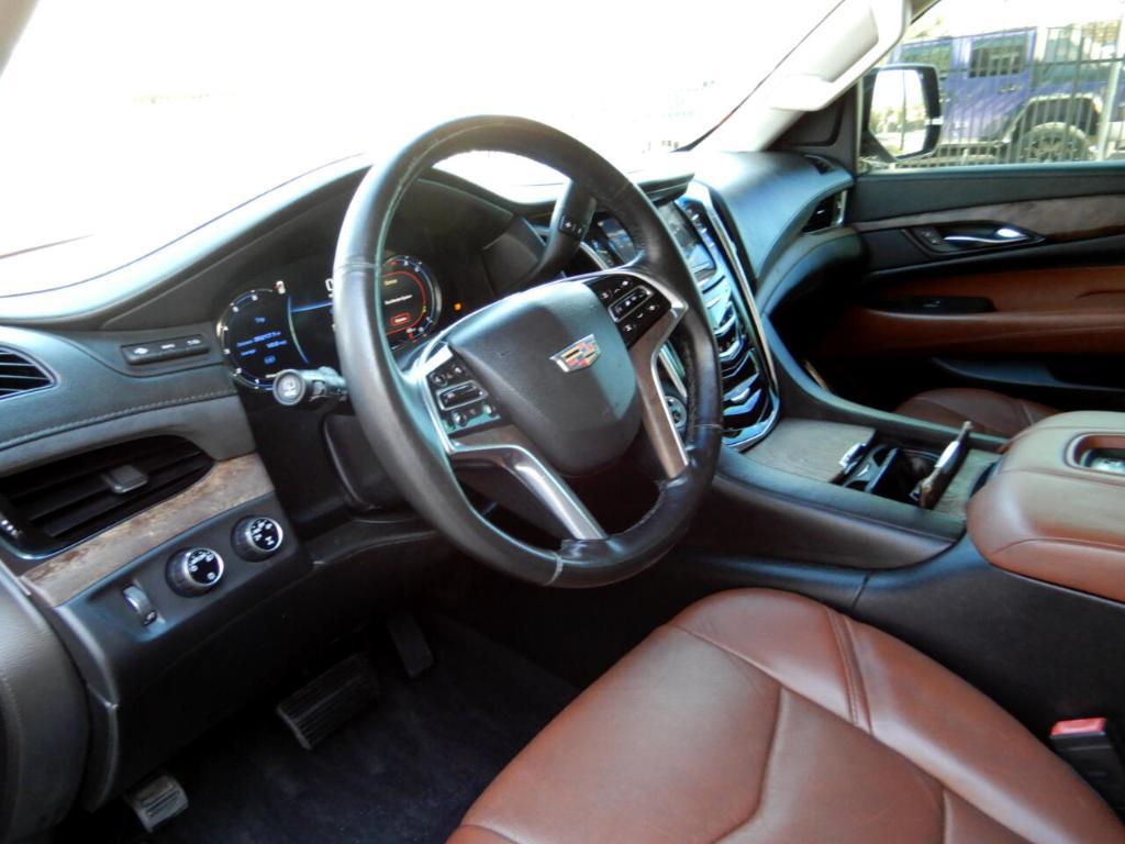 used 2016 Cadillac Escalade car, priced at $26,998