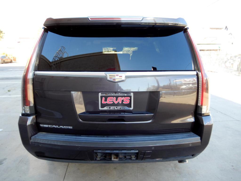 used 2016 Cadillac Escalade car, priced at $26,998