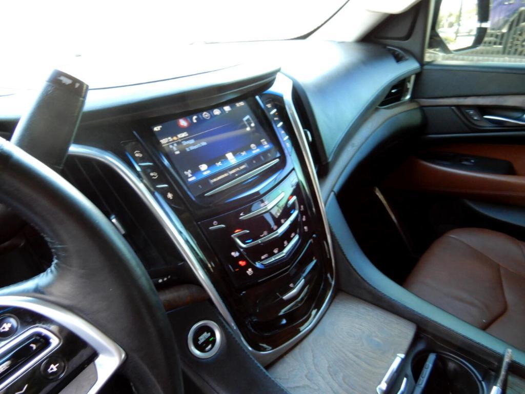 used 2016 Cadillac Escalade car, priced at $26,998