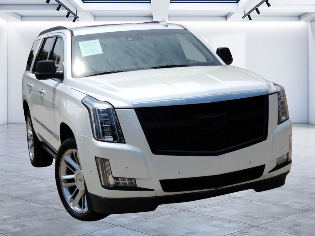 used 2017 Cadillac Escalade car, priced at $31,998