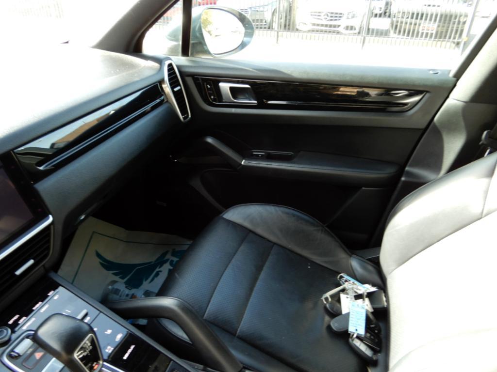 used 2019 Porsche Cayenne car, priced at $31,998