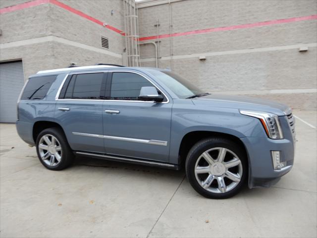 used 2016 Cadillac Escalade car, priced at $29,998