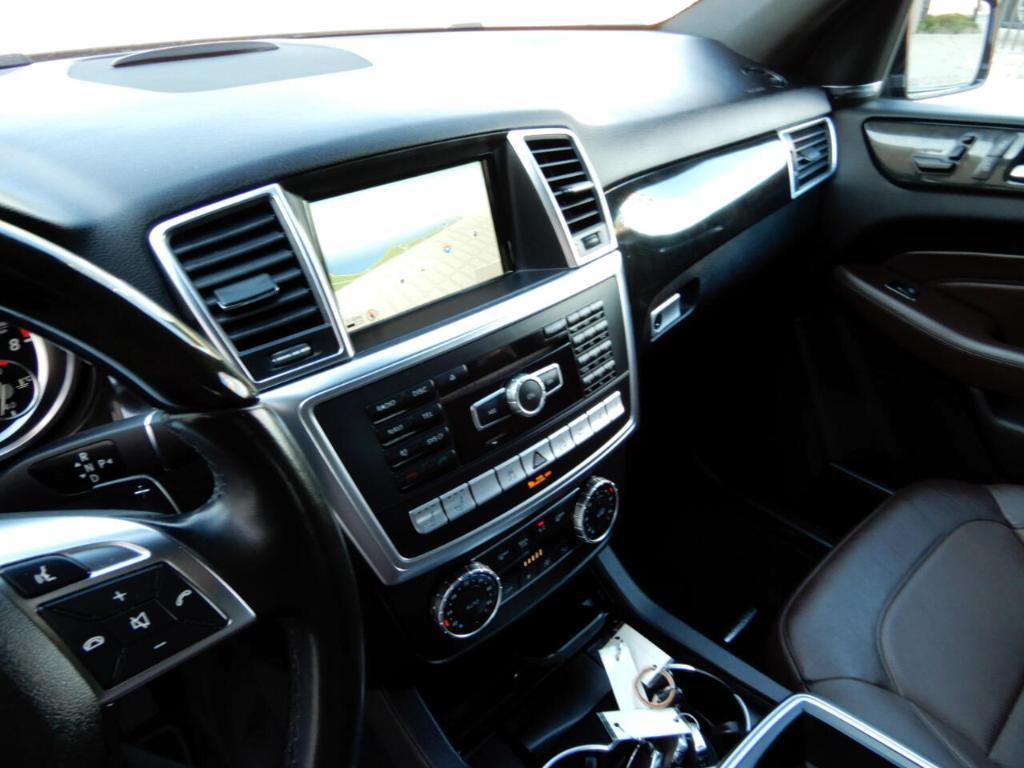 used 2015 Mercedes-Benz M-Class car, priced at $15,998
