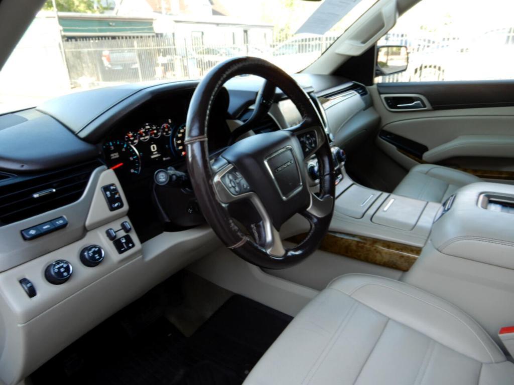used 2017 GMC Yukon car, priced at $28,998