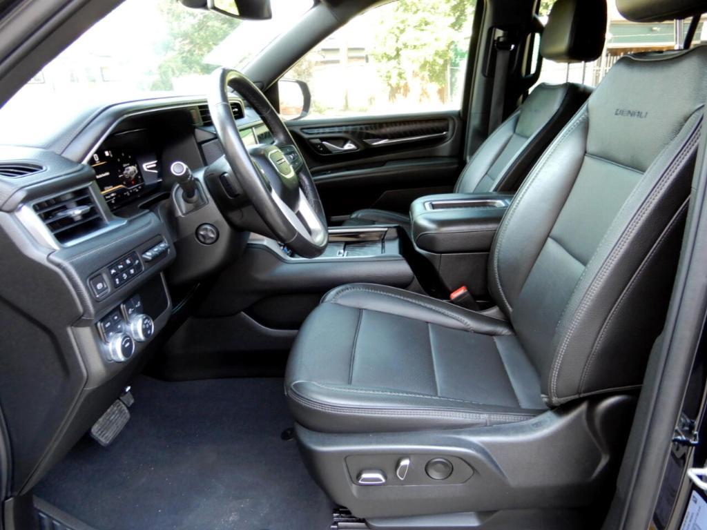 used 2022 GMC Yukon car, priced at $49,998