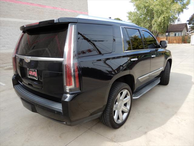 used 2015 Cadillac Escalade car, priced at $26,998