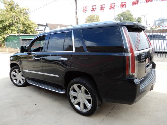 used 2015 Cadillac Escalade car, priced at $26,998