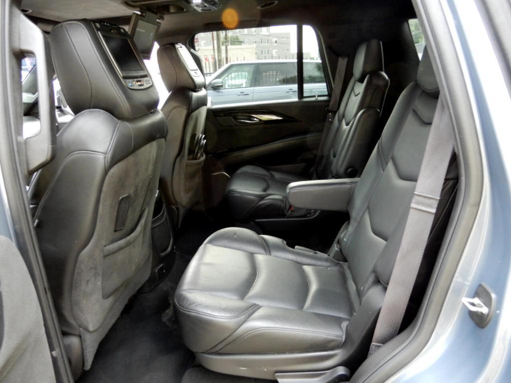 used 2016 Cadillac Escalade car, priced at $27,998