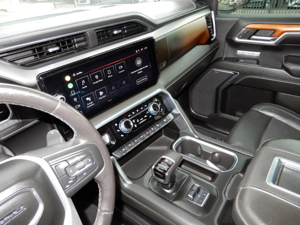used 2022 GMC Sierra 1500 car, priced at $42,998