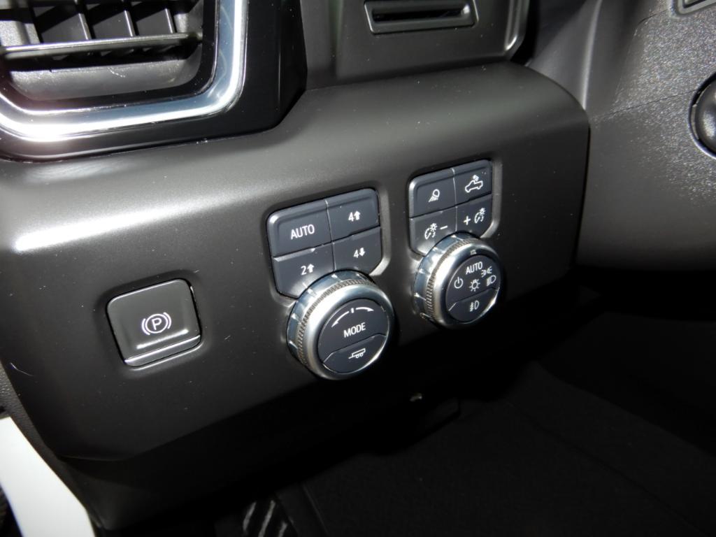 used 2022 GMC Sierra 1500 car, priced at $42,998