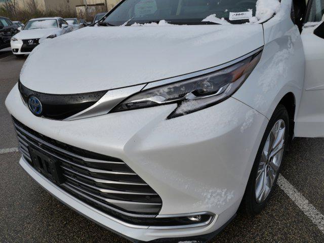 used 2022 Toyota Sienna car, priced at $51,485