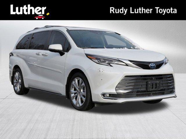 used 2022 Toyota Sienna car, priced at $51,485