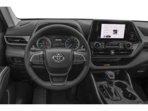 new 2025 Toyota Highlander Hybrid car, priced at $50,432