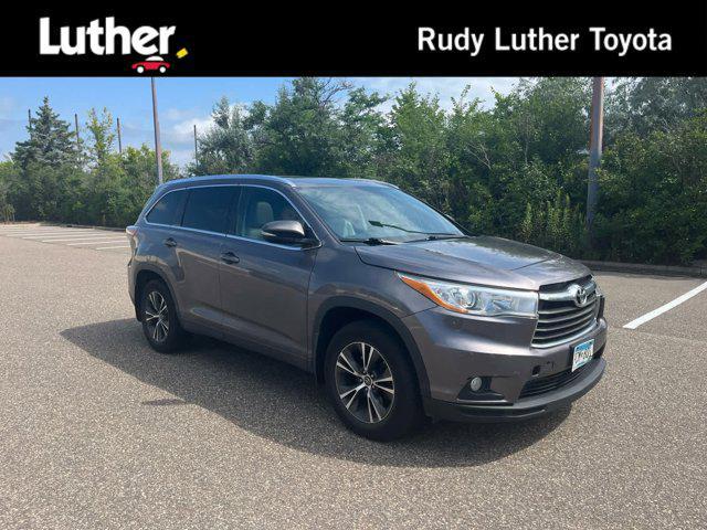 used 2016 Toyota Highlander car, priced at $18,485