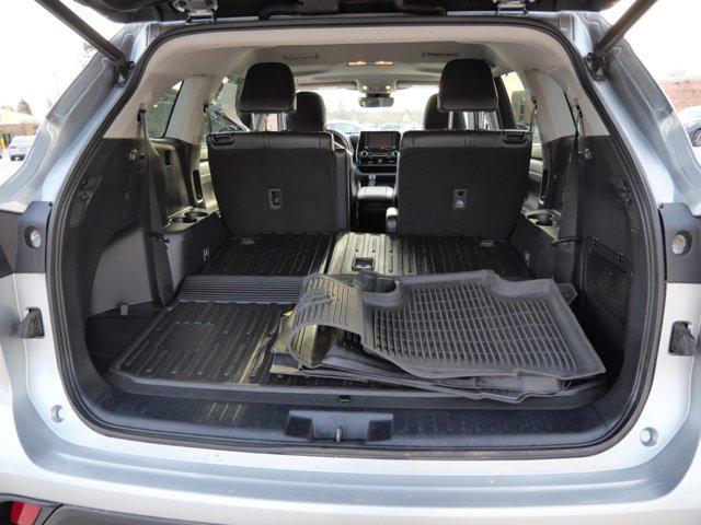 used 2022 Toyota Highlander car, priced at $37,490