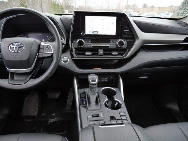 used 2024 Toyota Highlander car, priced at $41,485