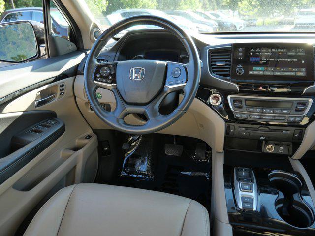 used 2020 Honda Pilot car, priced at $28,990