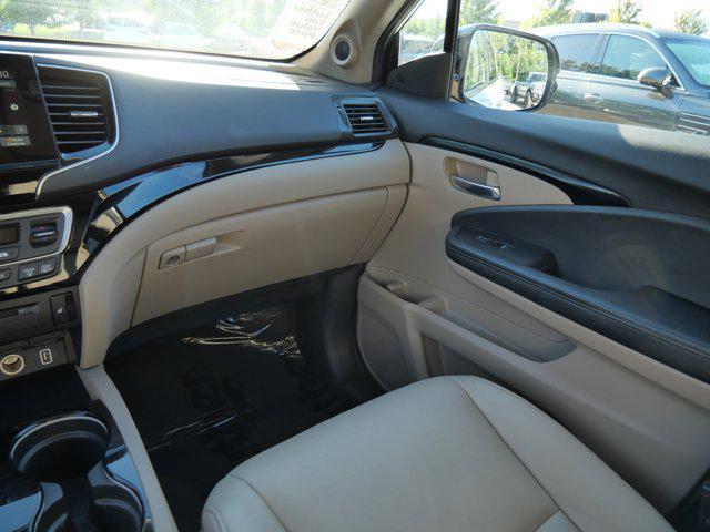 used 2020 Honda Pilot car, priced at $28,990