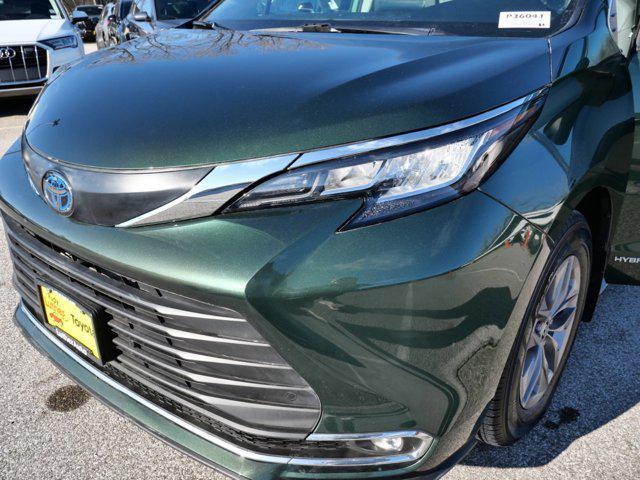 used 2021 Toyota Sienna car, priced at $39,995