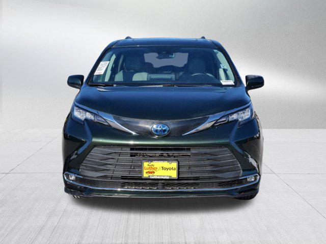 used 2021 Toyota Sienna car, priced at $39,995