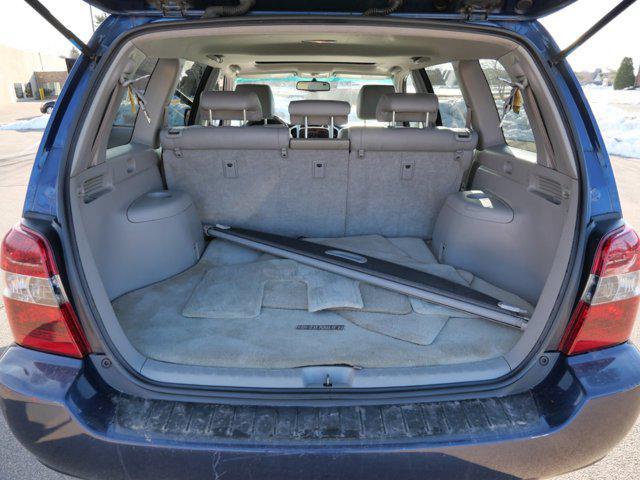 used 2007 Toyota Highlander car, priced at $9,800