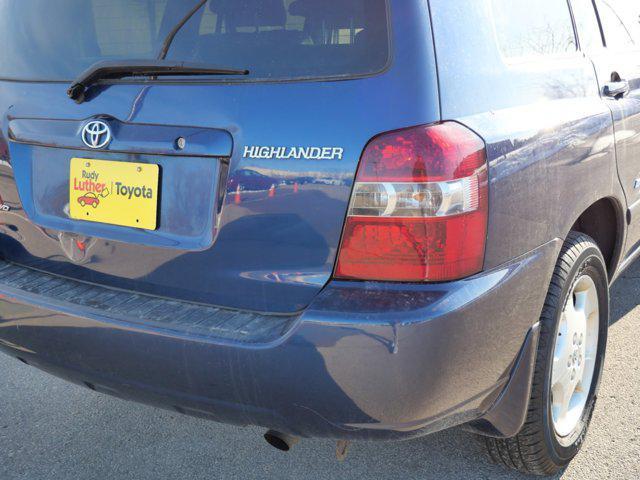 used 2007 Toyota Highlander car, priced at $9,800