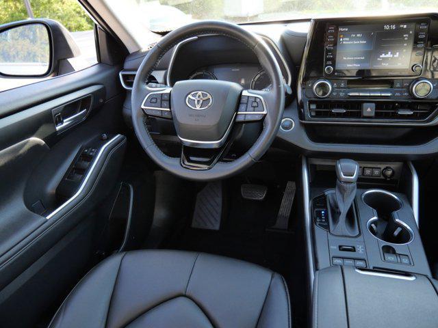 used 2021 Toyota Highlander car, priced at $37,966