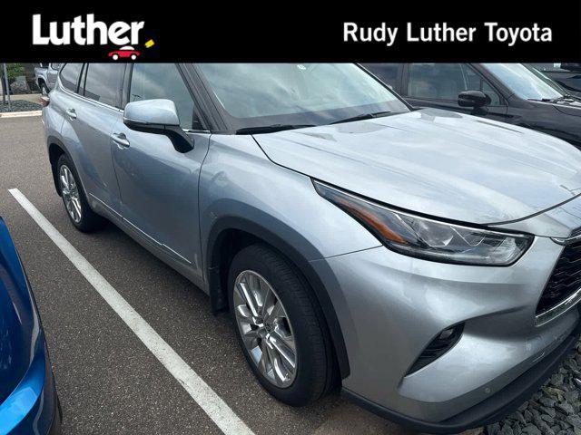 used 2023 Toyota Highlander car, priced at $43,990