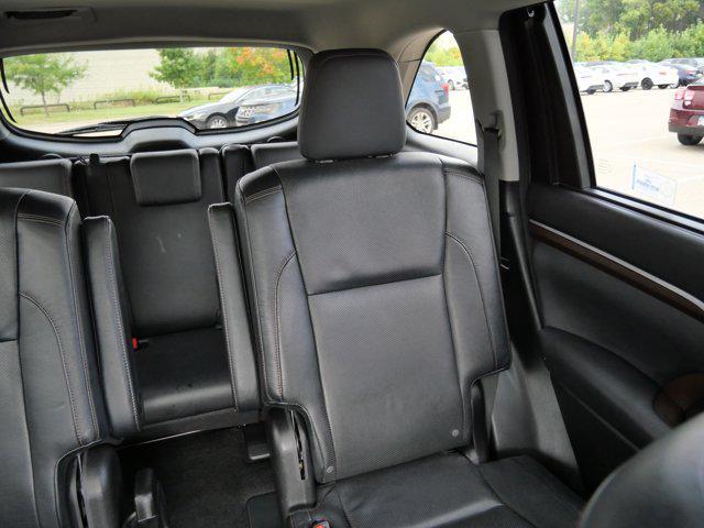 used 2014 Toyota Highlander car, priced at $13,485