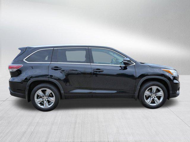 used 2014 Toyota Highlander car, priced at $13,485
