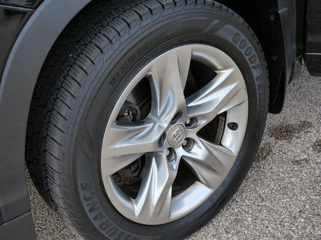 used 2014 Toyota Highlander car, priced at $13,485