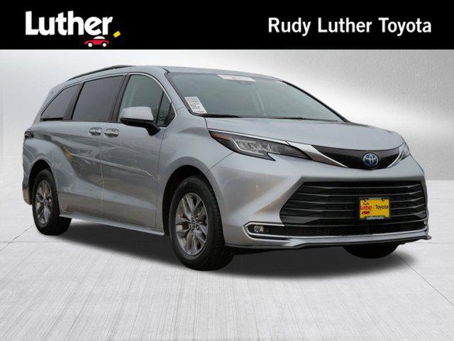 used 2023 Toyota Sienna car, priced at $43,485