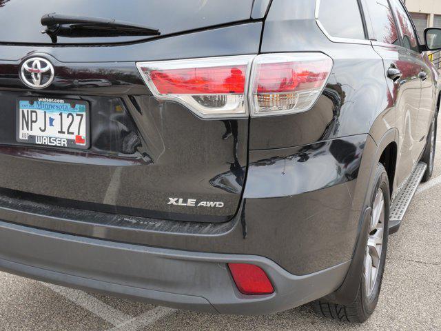 used 2015 Toyota Highlander car, priced at $17,985