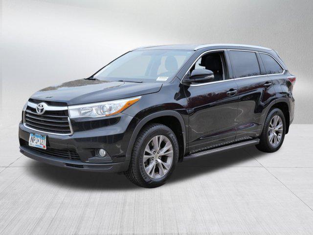 used 2015 Toyota Highlander car, priced at $17,985