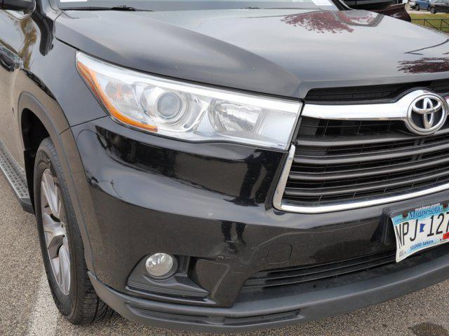 used 2015 Toyota Highlander car, priced at $17,985